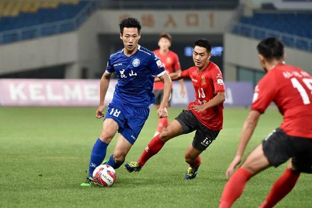 大众新电动轿跑正式预售，续航755km，起售价19.99万元